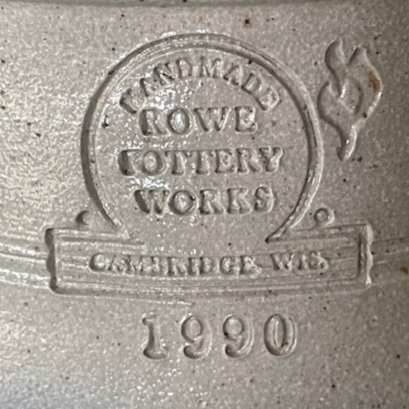 ROWE POTTERY WORKS Salt Glazed Blue Heart Pattern 1990 Crock 8 Cup Capacity - Picture 10 of 16